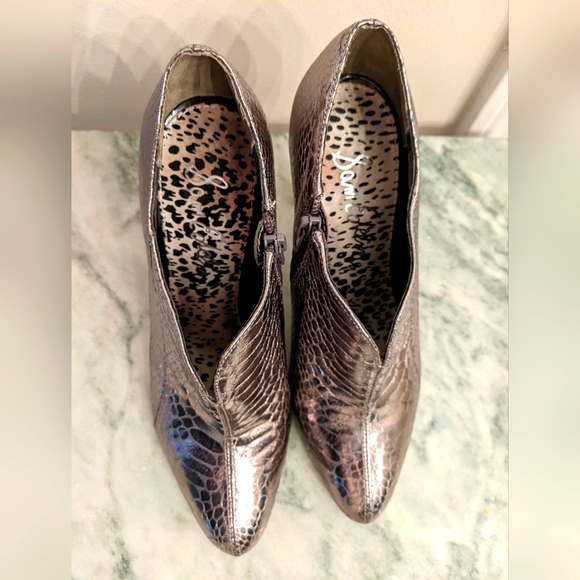 Sam Edelman Whitely bootie in Pewter Boa - Picture 3 of 5